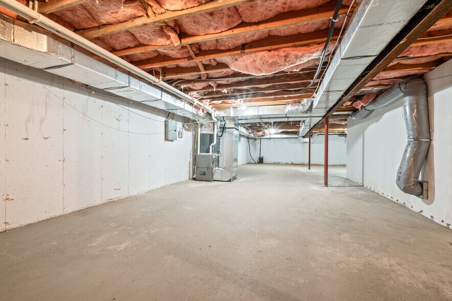 More Photos Of 72 W Stafford Rd, Stafford Springs Medical For Sale