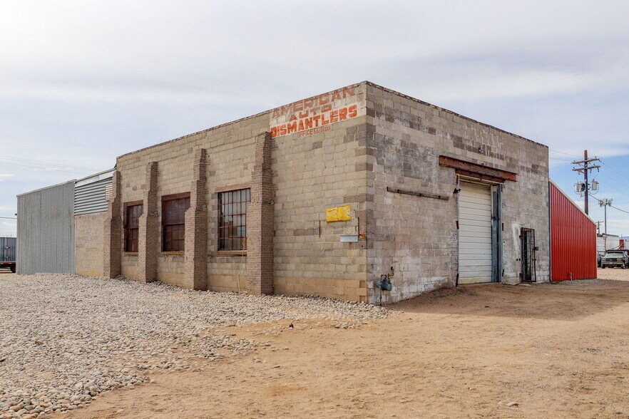 More Photos Of 5320 Cook St, Denver Warehouse For Lease