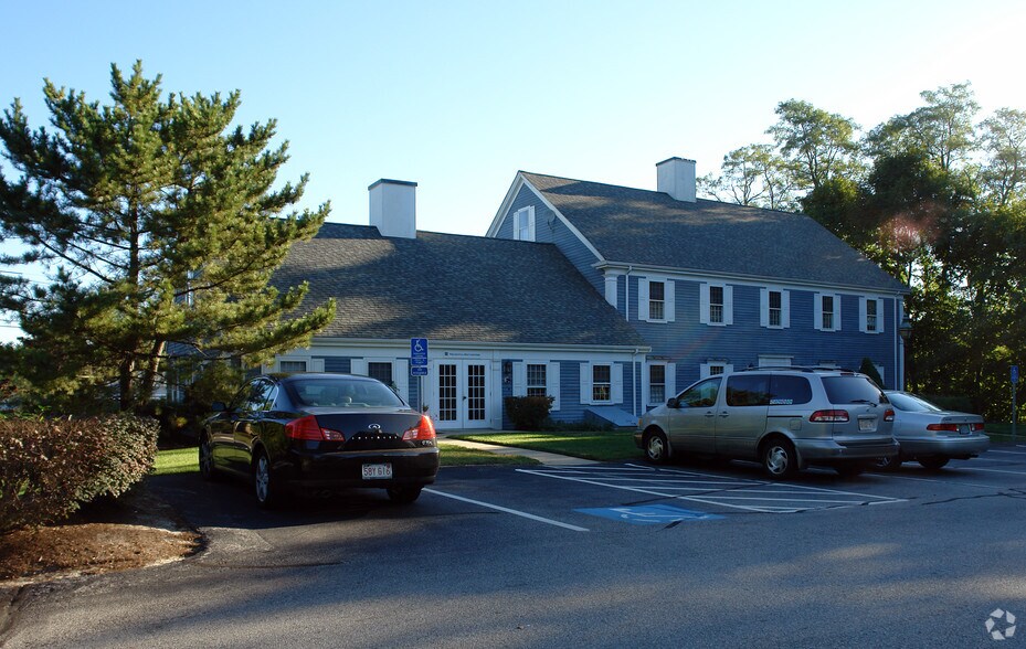 More Photos Of 80 Washington St, Norwell Office For Sale