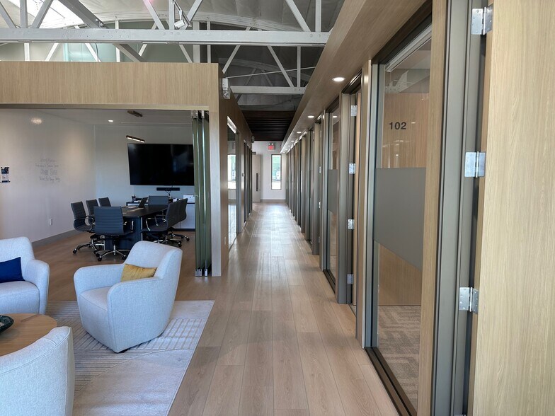 More Photos Of 59 E Foothill Blvd, Arcadia Office For Lease
