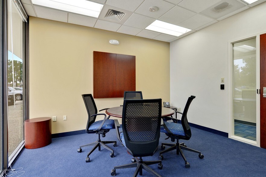 More Photos Of 4354 S Sherwood Forest Blvd, Baton Rouge Office For Lease