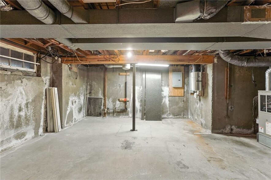 More Photos Of 2789 Post Rd, Warwick Office Residential For Sale