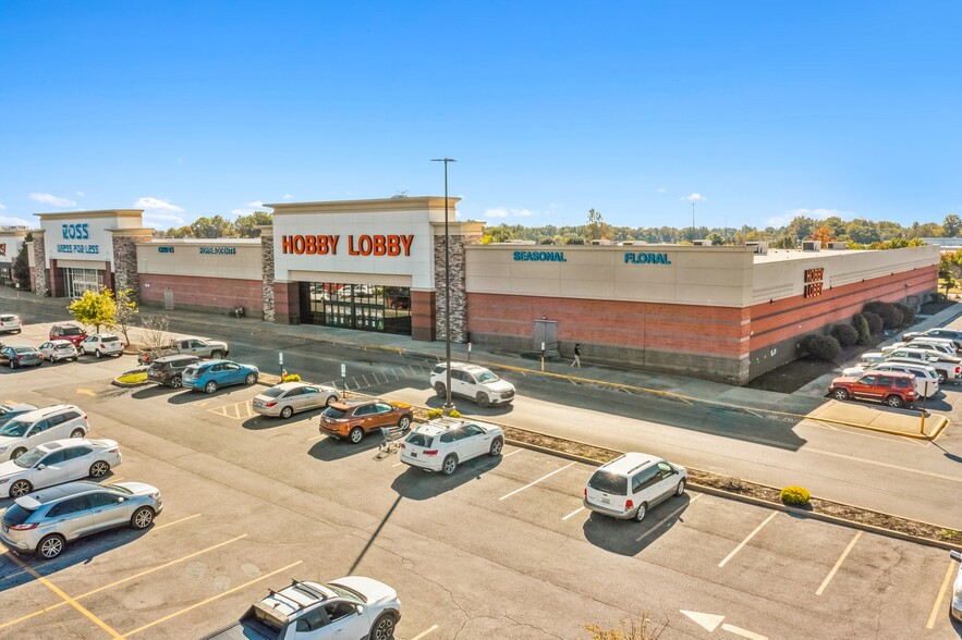 Primary Photo Of 3917 Broadway St, Mount Vernon Department Store For Sale