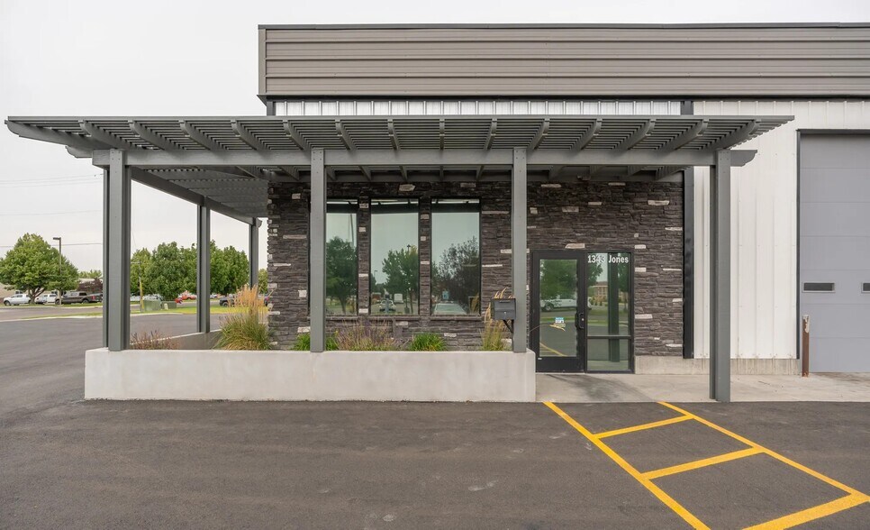 More Photos Of 1343 Jones St, Idaho Falls Warehouse For Lease