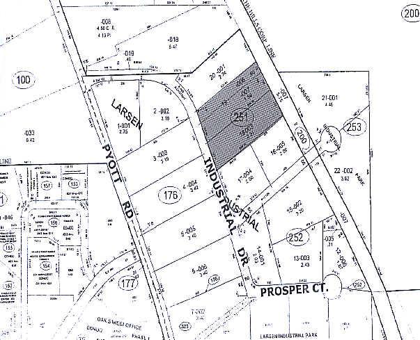 More Photos Of 1326 Industrial Dr, Lake in the Hills Distribution For Sale