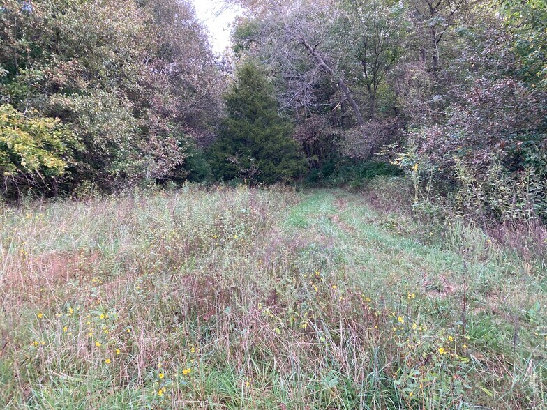 More Photos Of 22413 Highway C, Lawson Specialty For Sale