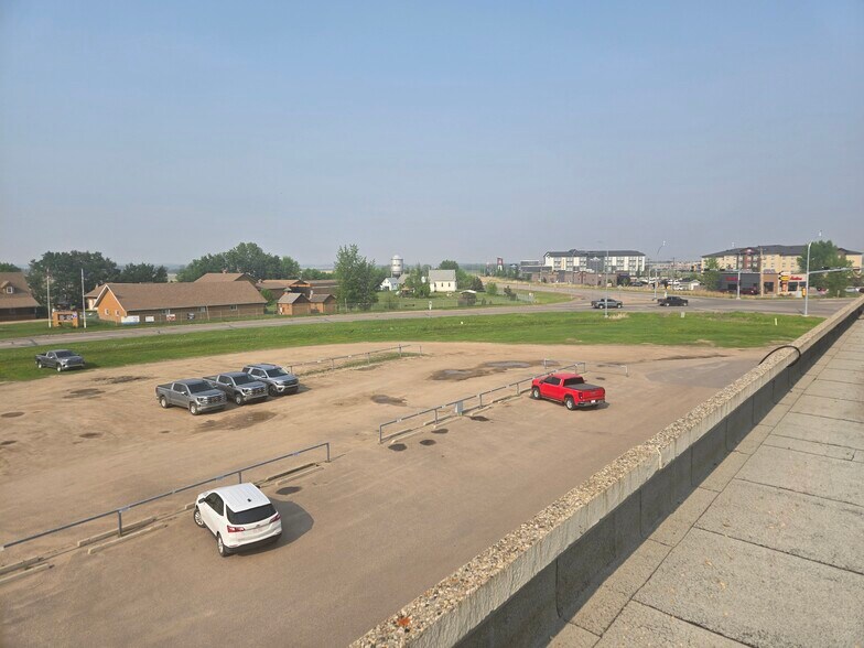 More Photos Of 5201 44 St, Bonnyville Industrial For Sale