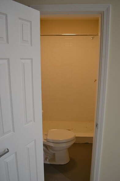 More Photos Of 1739 Woodhurst Ln, Albemarle Unknown For Lease