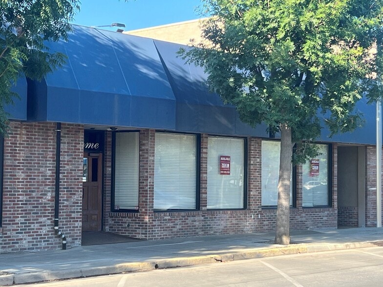 More Photos Of 121 N Encina St, Visalia Storefront Retail Office For Lease