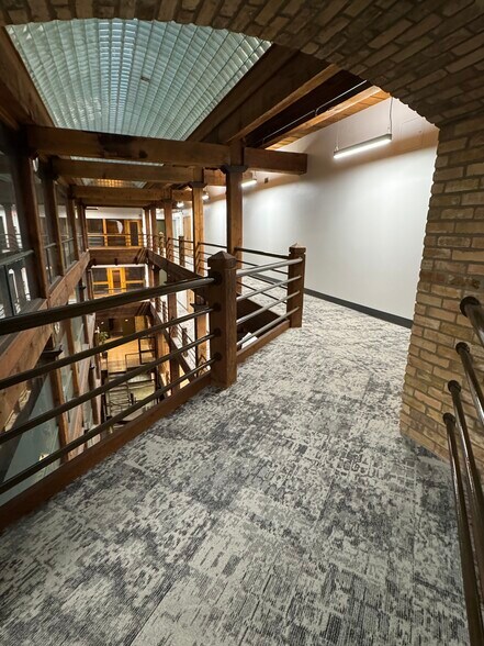 More Photos Of 708 N 1st St, Minneapolis Apartments For Lease