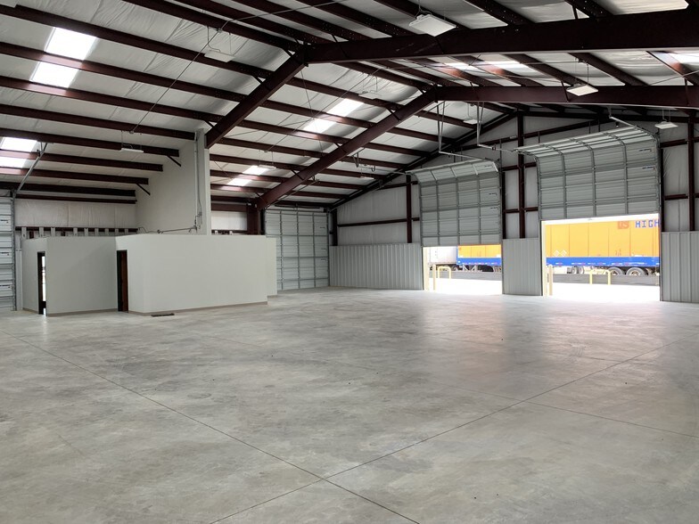 More Photos Of 7940 Rodeo Trl, Mansfield Unknown For Lease