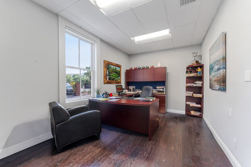 More Photos Of 337 S Plant Ave, Tampa Office Residential For Sale