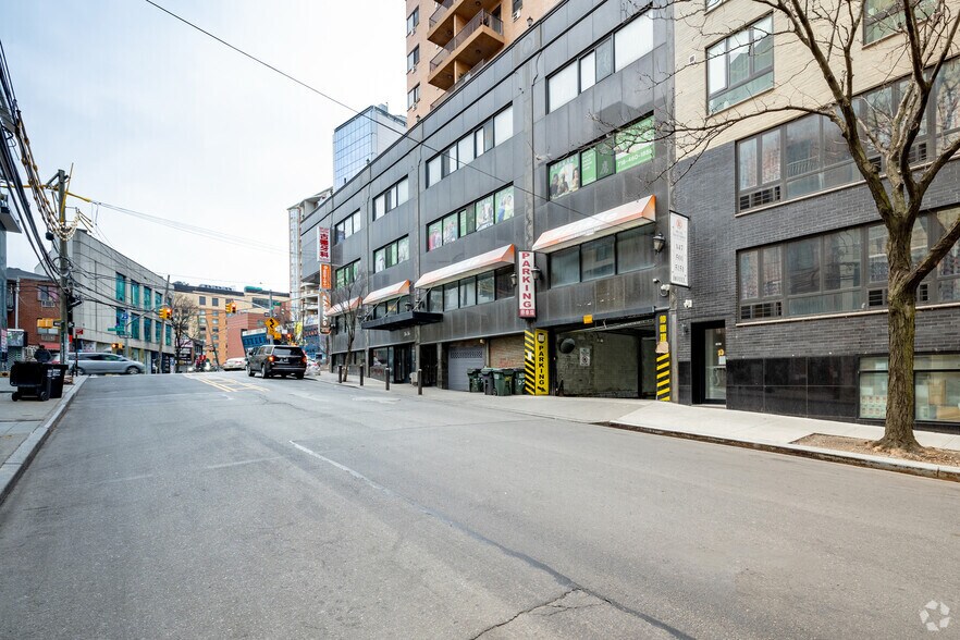 More Photos Of 3636 Prince St, Flushing Apartments For Lease