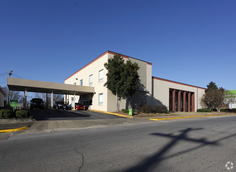 Primary Photo Of 215 North St W, Talladega Office For Lease