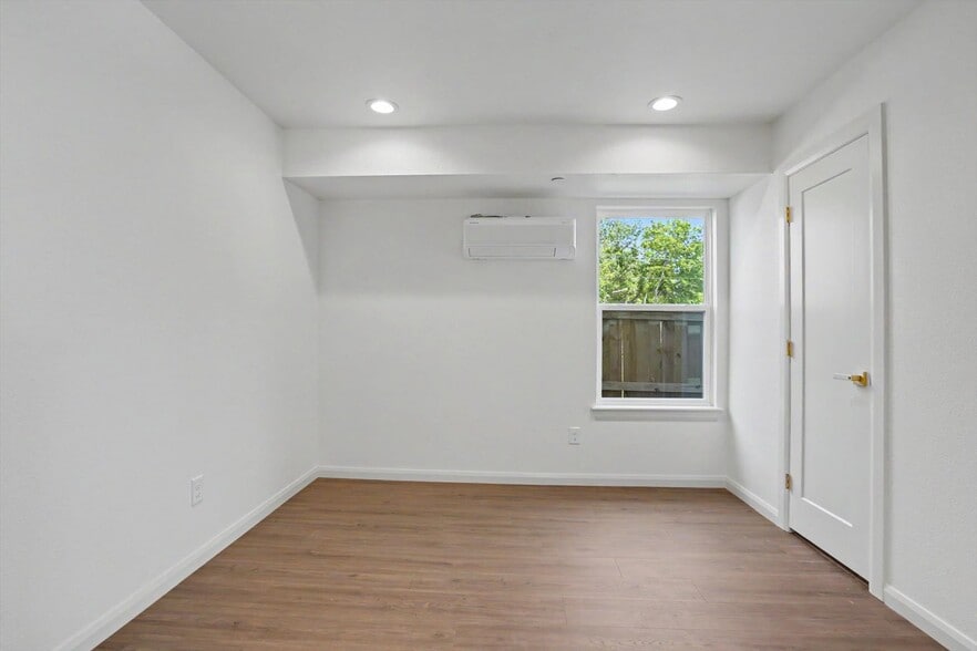 More Photos Of 1244 S Quincy Ave, Tulsa Apartments For Sale