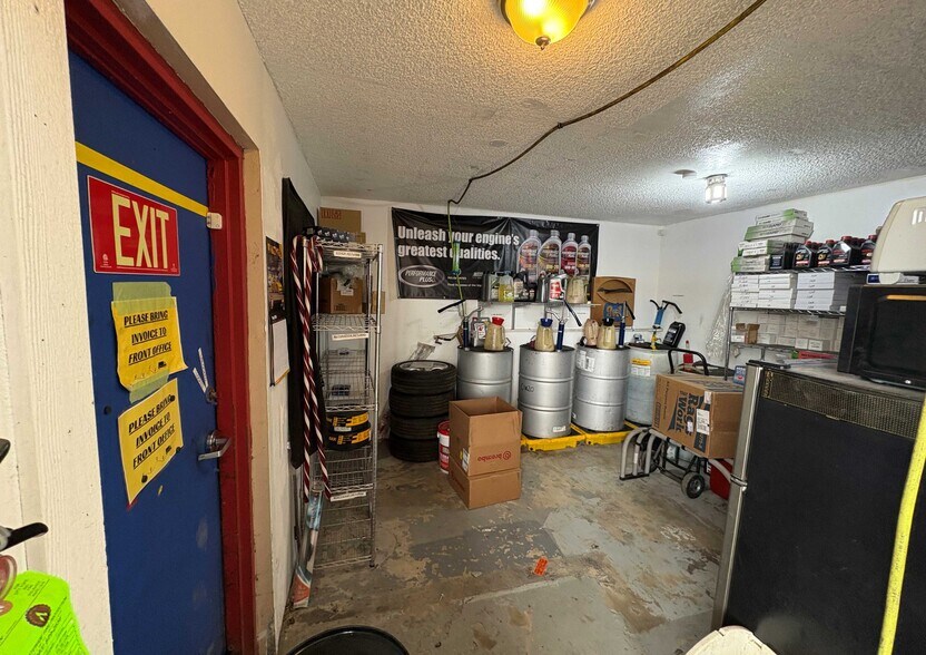 More Photos Of 5634-5636 Newland Way, Arvada Industrial For Sale