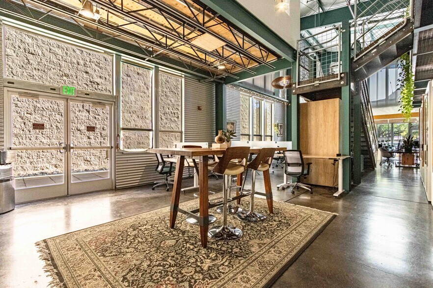 More Photos Of 6940 Burnett St, Sebastopol Office For Sale