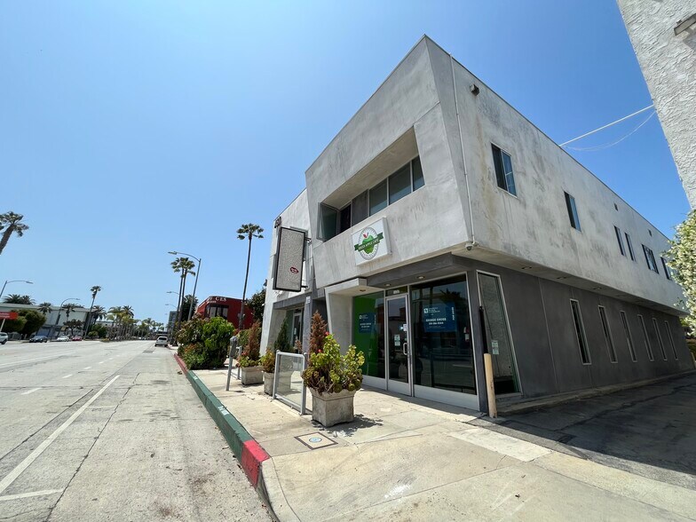 Primary Photo Of 11737 W Washington Blvd, Los Angeles Storefront Retail Office For Lease