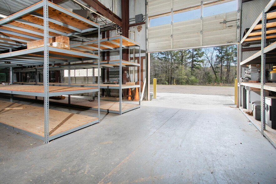 More Photos Of 9846 State Highway 31 E, Tyler Medical For Sale