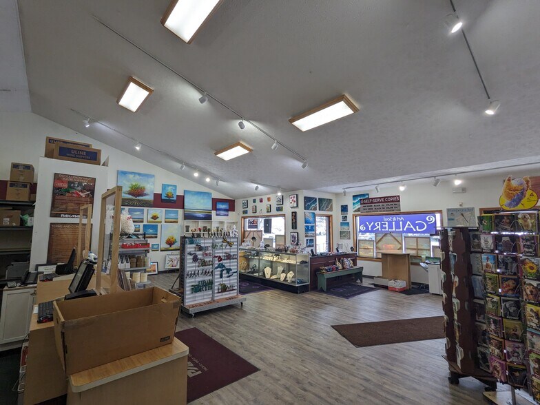 More Photos Of 3311 South Airport Rd, Traverse City Storefront Retail Office For Lease