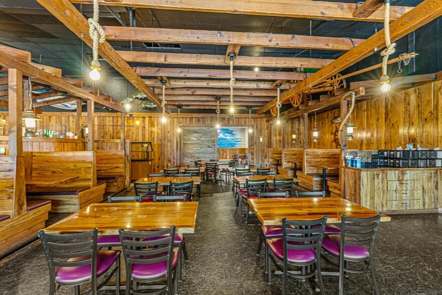 More Photos Of 4170 Us-1 Hwy, Edgewater Restaurant For Lease