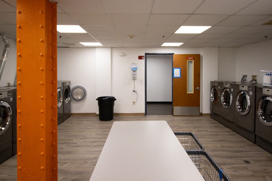 More Photos Of 11-15 Clinton St, Newark Apartments For Lease