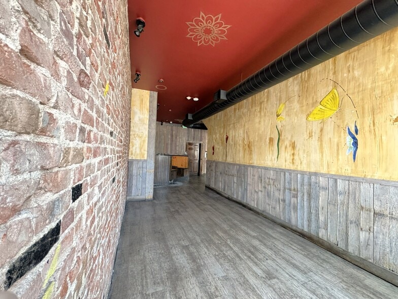 More Photos Of 3480-3496 W 32nd Ave, Denver Restaurant For Lease