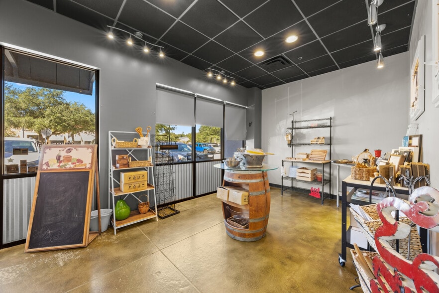 More Photos Of 145 Hilden Rd, Ponte Vedra Storefront For Sale
