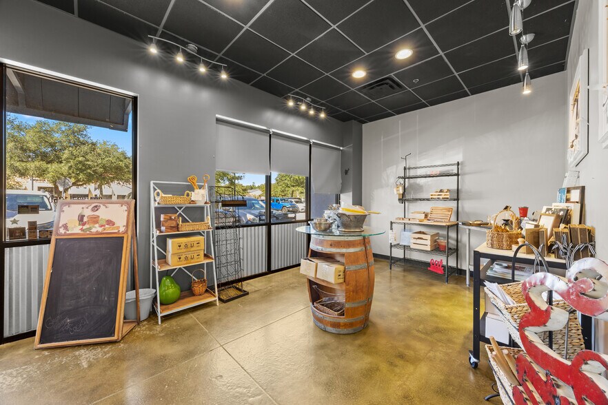 More Photos Of 145 Hilden Rd, Ponte Vedra Storefront For Sale