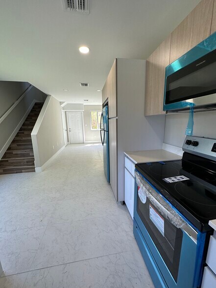 More Photos Of , Fort Lauderdale Multifamily For Sale