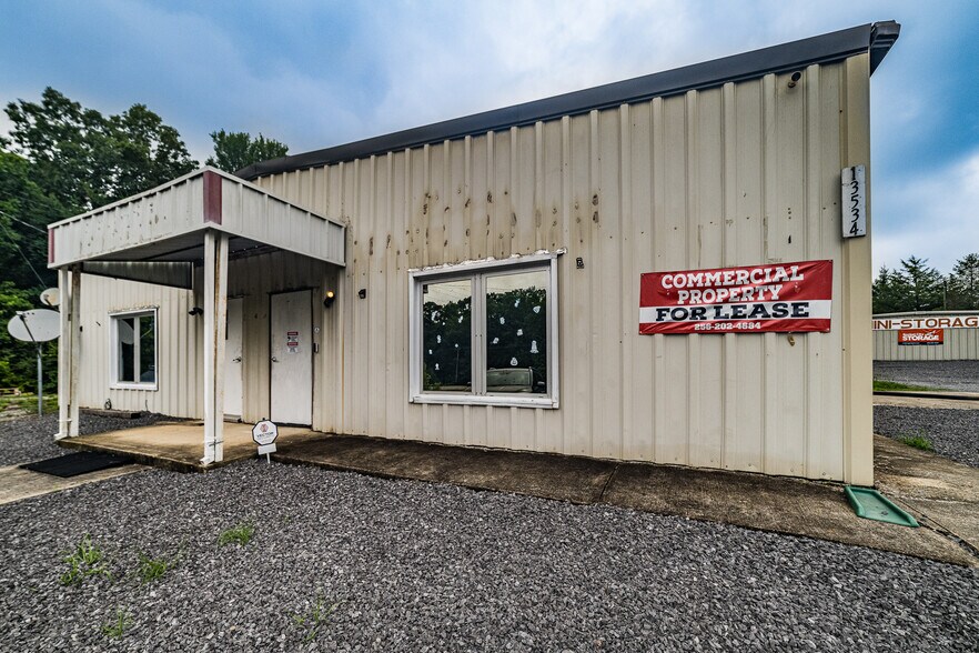 More Photos Of 13520 Us Highway 231, Union Grove Self Storage For Lease