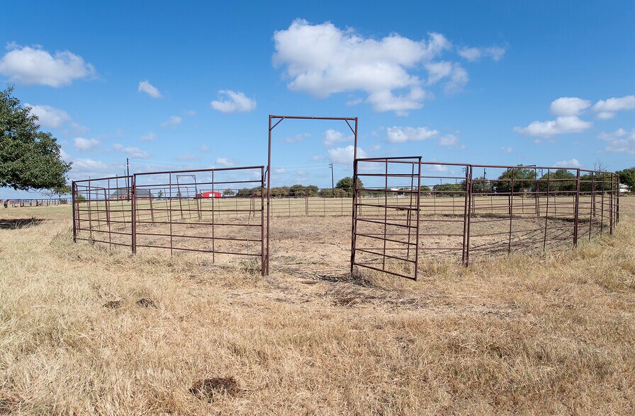 More Photos Of , Jarrell Land For Sale