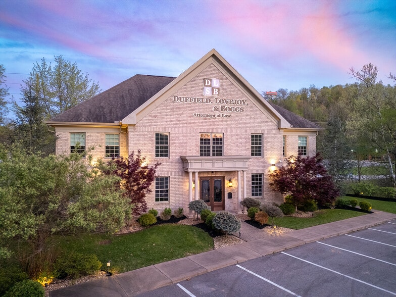 More Photos Of 3139 16th Street Rd, Huntington Medical For Sale