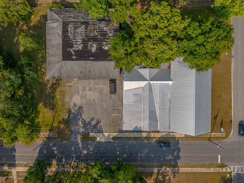 More Photos Of 2625 Reynolds St, Brunswick Flex For Sale
