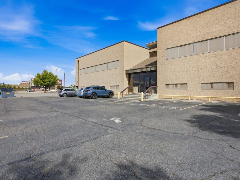 More Photos Of 2829 North Ave, Grand Junction Storefront Retail Office For Sale
