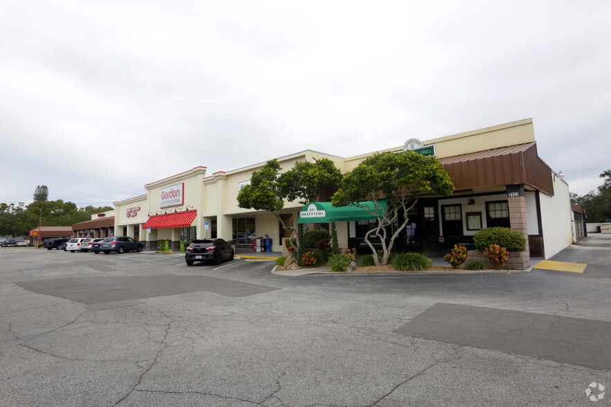 More Photos Of 3131-3185 4th St N, Saint Petersburg Freestanding For Lease