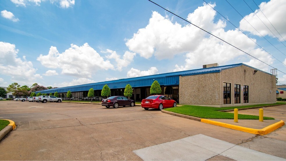 Primary Photo Of 8758 Clay Rd, Houston Warehouse For Lease