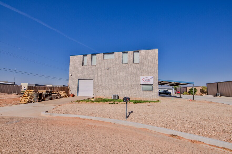 Primary Photo Of 12101 Geneva Ave, Lubbock Warehouse For Sale