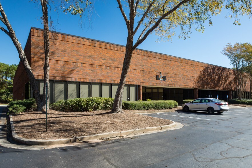 Primary Photo Of 1505 Pavilion Pl, Norcross Distribution For Lease