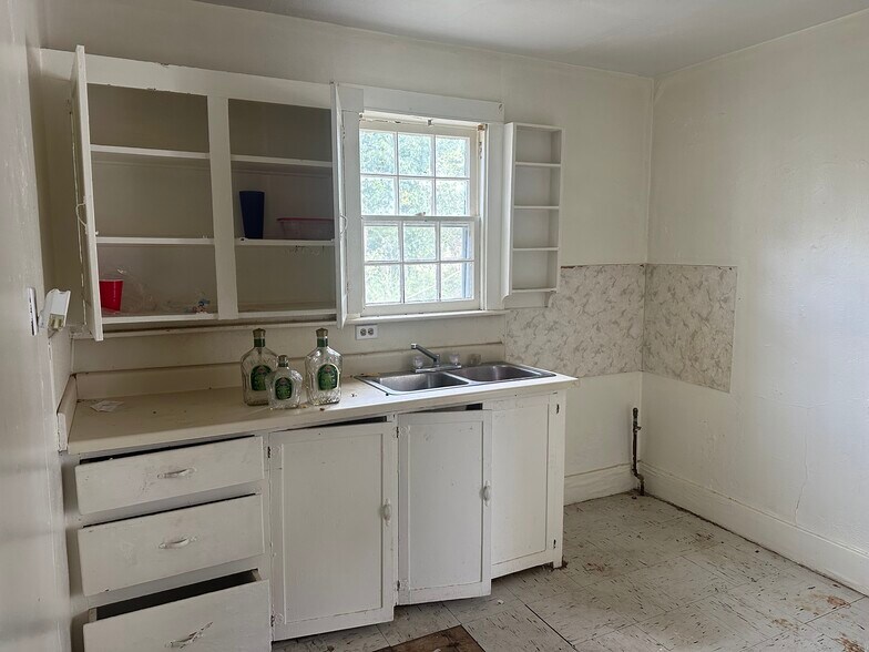 More Photos Of 320 S Morton Ave, Okmulgee Apartments For Sale