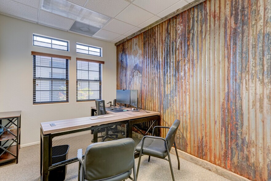 More Photos Of 3605 Crossings Dr, Prescott Office For Lease