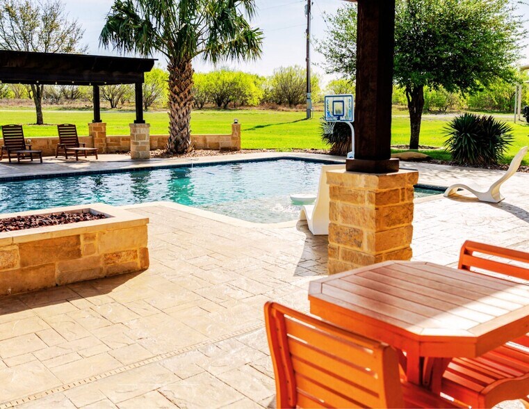 More Photos Of 1260 County Road 361, La Vernia Land For Sale