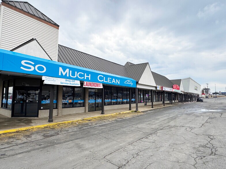 More Photos Of 915 W Main St, Jacksonville Freestanding For Sale