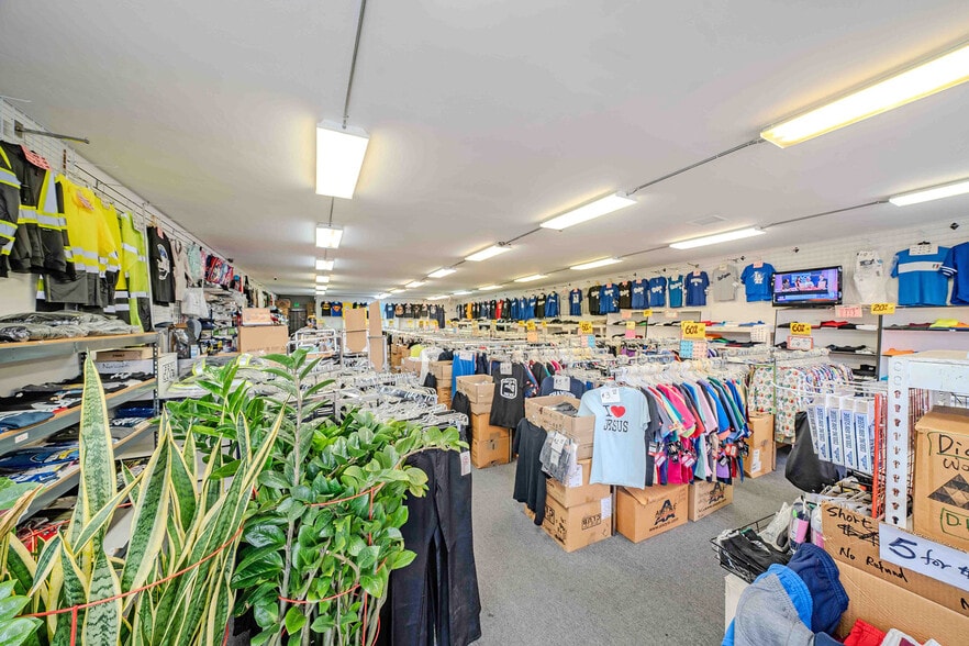 More Photos Of , Norwalk General Retail For Sale