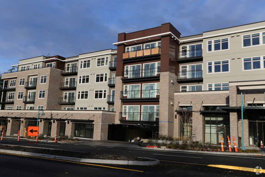 More Photos Of 324 Central Way, Kirkland Apartments For Lease