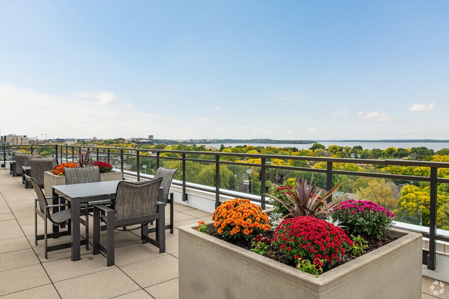 More Photos Of 1004-1028 E Washington Ave, Madison Apartments For Lease