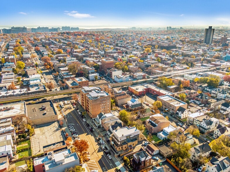 More Photos Of 668 E 222nd St, Bronx Religious Facility For Sale