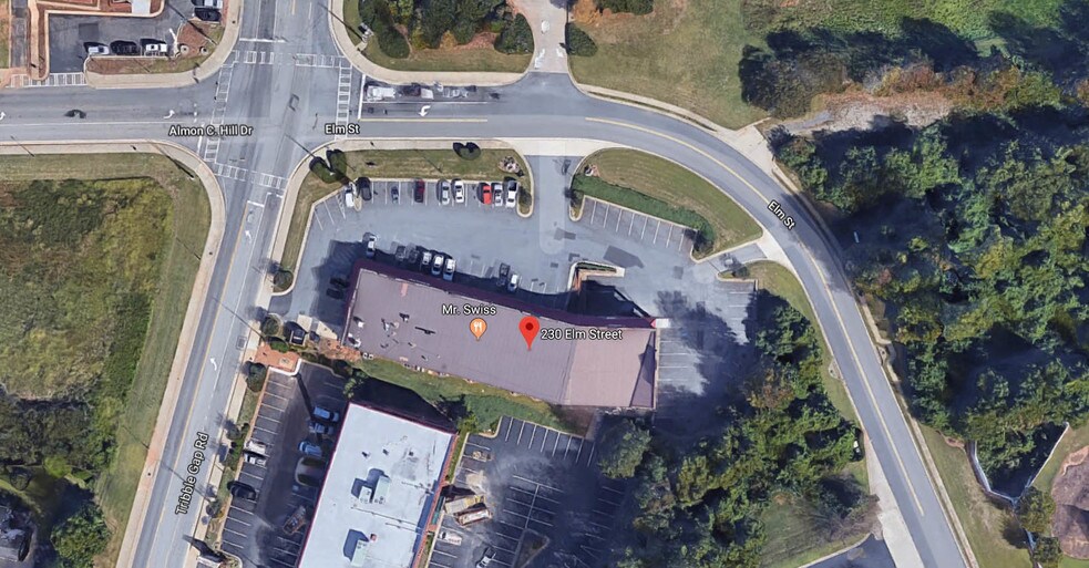 More Photos Of 230 Elm St, Cumming Unknown For Lease