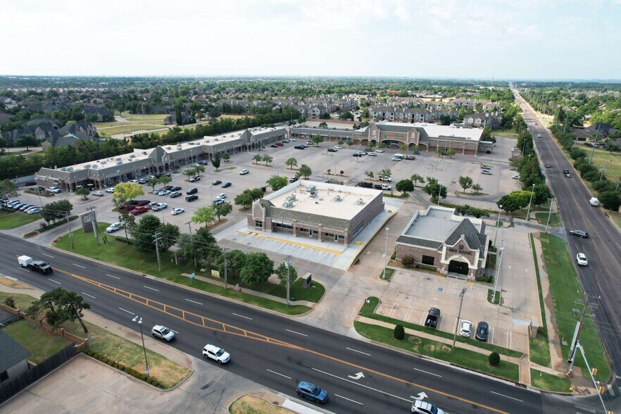 More Photos Of 10600 S Pennsylvania Ave, Oklahoma City General Retail For Lease