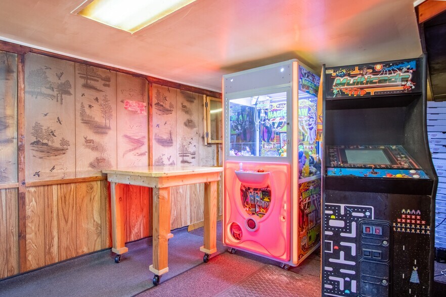 More Photos Of 263 Como Rd, Lake Como Specialty For Sale